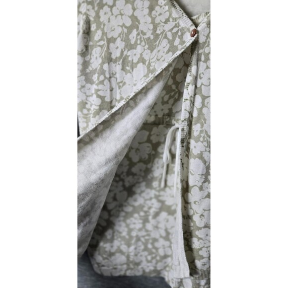 Liz Claiborne Womens Sweater Set Floral Cream & Beige Two-Piece Set Size Medium - Picture 5 of 11